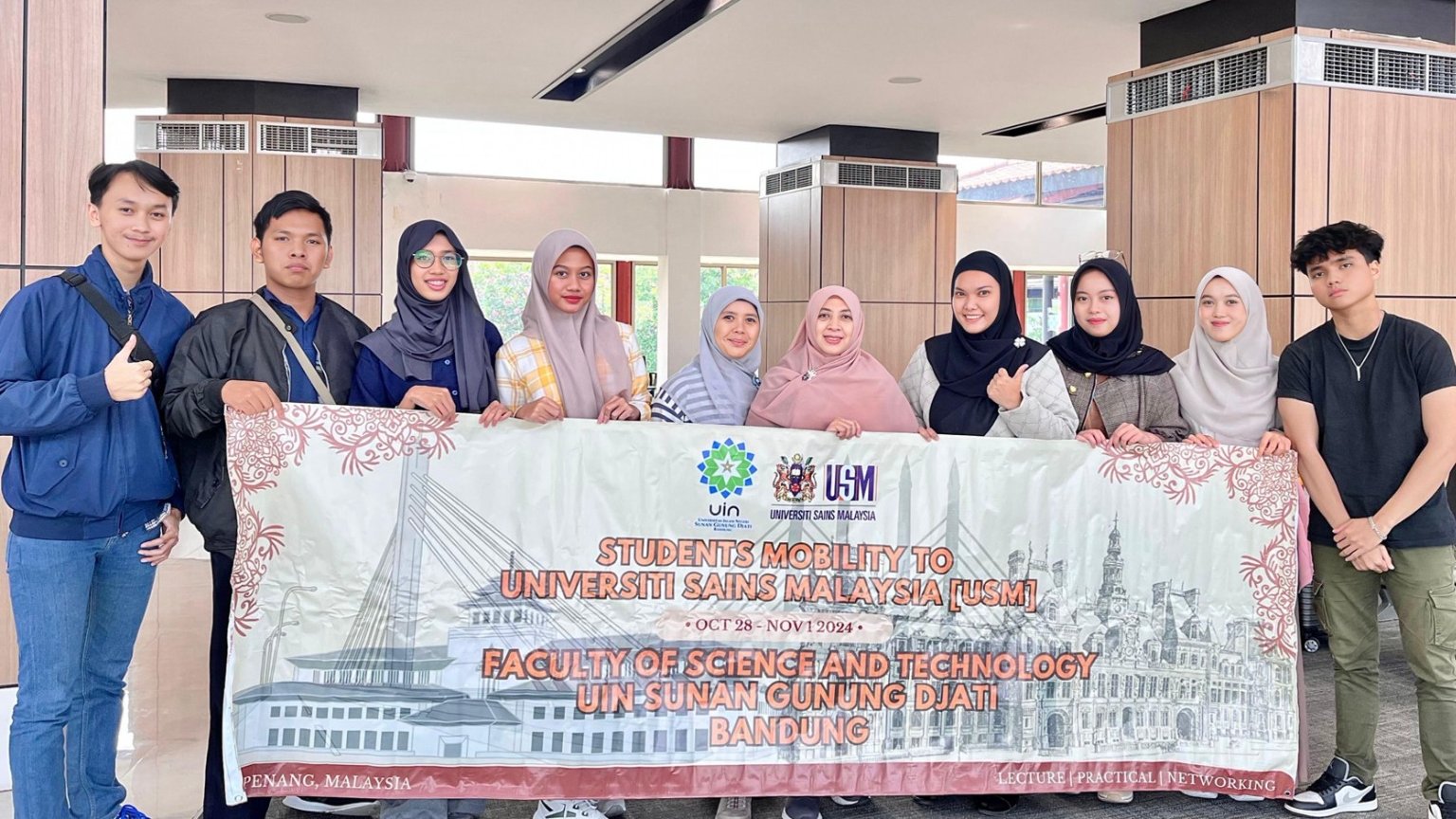 Mahasiswa Prodi Fisika mengikuti Student Mobility Program to USM Malaysia